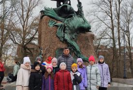22 марта учащиеся кадетских классов школы в рамках конкурса «Морской венок славы» совершили историческое путешествие в город Кронштадт