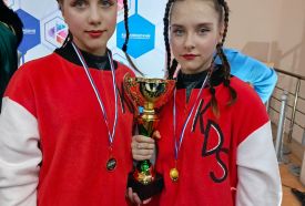 Ученицы 6 К класса Алексеева Ангелина и 6Б класса Алексеева Элина 7 апреля приняли участие в конкурсе МДФ с двумя танцами